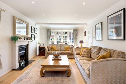 4 bedroom detached house for sale, Woodland Glade, Farnham Common