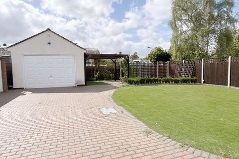 4 bedroom detached house for sale, Beeches Road, Farnham Common