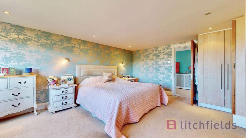 Top floor bed rear