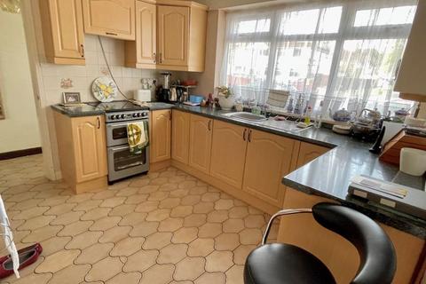 258 Birdbrook Road, Birmingham, B44 9TS