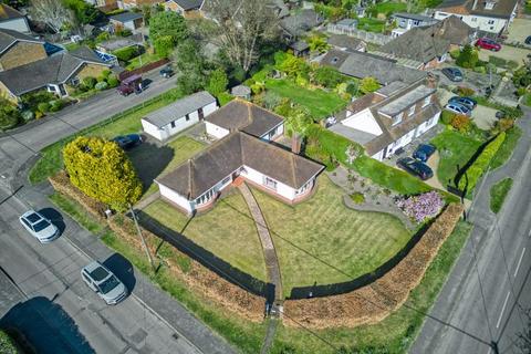 3 bedroom detached bungalow for sale, West End Village, Nr Woking
