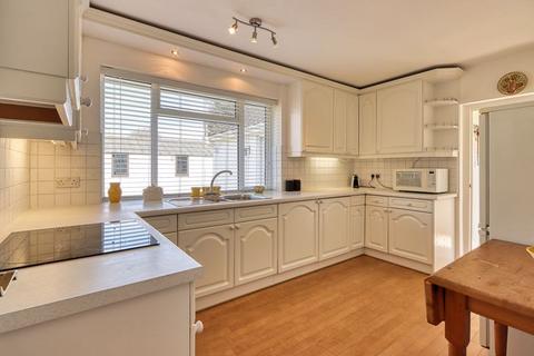 3 bedroom detached bungalow for sale, West End Village, Nr Woking