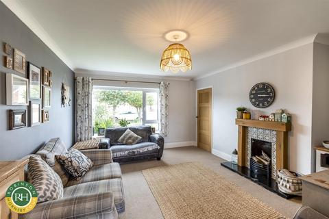 3 bedroom semi-detached house for sale, Wong Lane, Tickhill, Doncaster