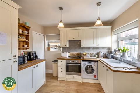 3 bedroom semi-detached house for sale, Wong Lane, Tickhill, Doncaster