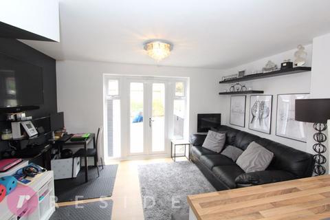 10 Avoncliffe Close, Rochdale, OL11 2LU