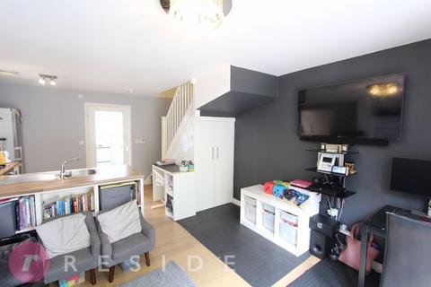 10 Avoncliffe Close, Rochdale, OL11 2LU