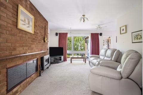 undefined, Simpson, Simpson, Milton Keynes