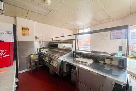 2 bedroom apartment for sale, Fountain Street, Leek, Staffordshire Moorlands, ST13