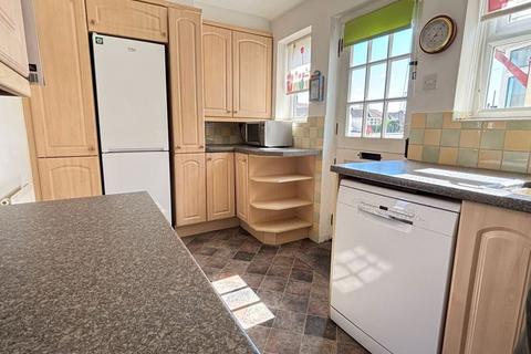 2 bedroom semi-detached bungalow for sale, Beechcroft Road, Longlevens, Gloucester