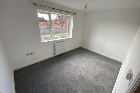 2 bedroom semi-detached house to rent, Falcon Way, Bourne PE10