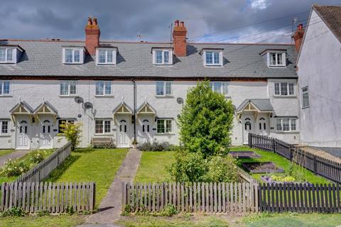 2 bedroom cottage for sale, Worcester Road, Pershore