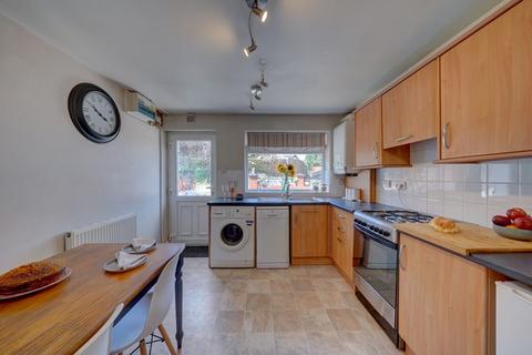 2 bedroom cottage for sale, Worcester Road, Pershore