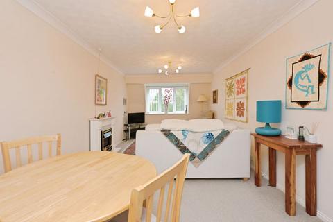 2 bedroom retirement property for sale, West Street, Huntingdon PE29