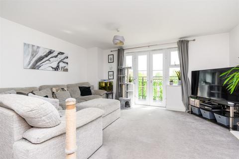 1 bedroom apartment for sale, Slade Green Road, Erith, Kent
