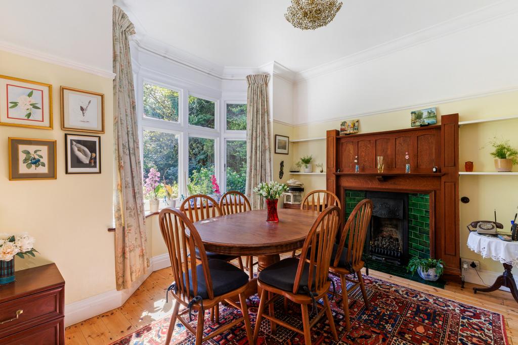 Breakfast Room