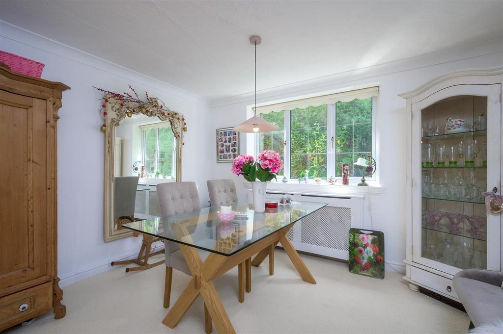 Seasons dining room.jpg