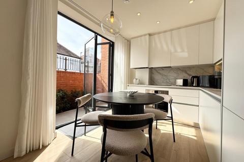 2 bedroom apartment to rent, Leonora House, London SW16