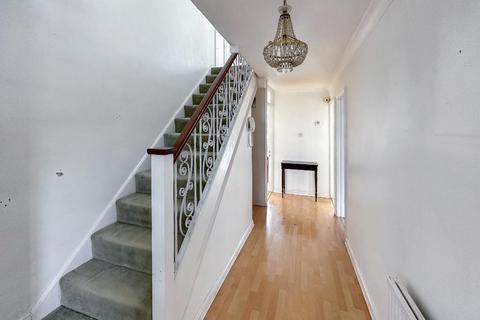 162 Ridge Langley, South Croydon, CR2 0AS