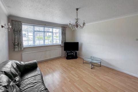 162 Ridge Langley, South Croydon, CR2 0AS