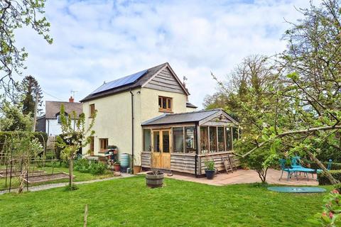 3 bedroom detached house for sale, Upper Ivington, Leominster, Herefordshire, HR6 0JN