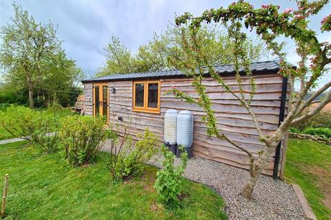 3 bedroom detached house for sale, Upper Ivington, Leominster, Herefordshire, HR6 0JN