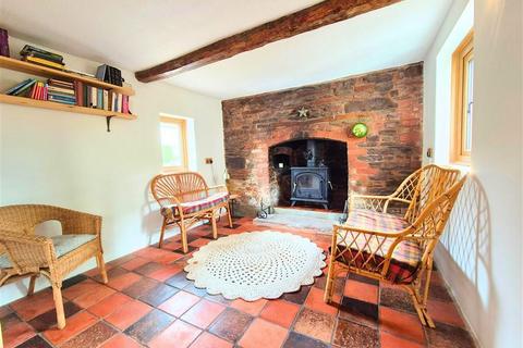 3 bedroom detached house for sale, Upper Ivington, Leominster, Herefordshire, HR6 0JN