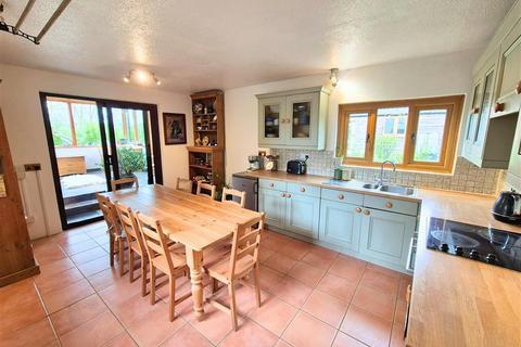 3 bedroom detached house for sale, Upper Ivington, Leominster, Herefordshire, HR6 0JN