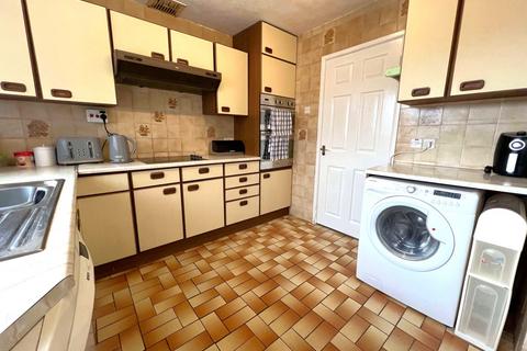 4 bedroom bungalow for sale, Burnside Avenue, Fleetwood FY7