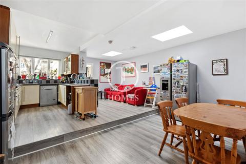 5 bedroom semi-detached house for sale, Tenterden Drive, London, NW4