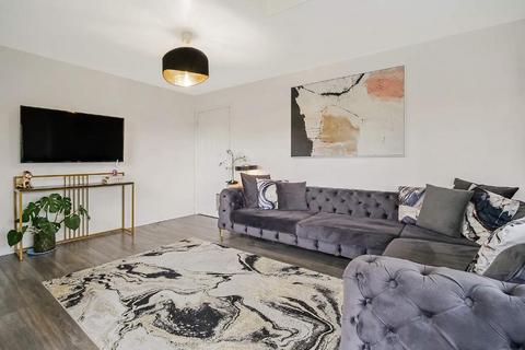 3/2, 44 Rigby Crescent, Glasgow, G32 6FG