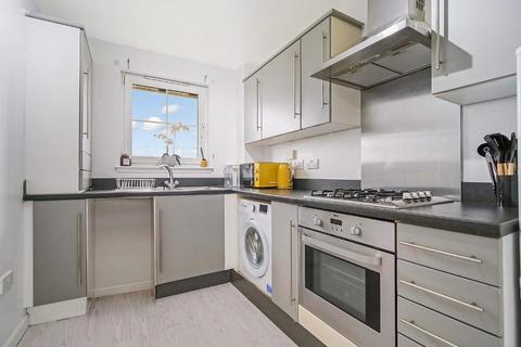 3/2, 44 Rigby Crescent, Glasgow, G32 6FG