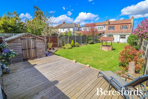 3 bedroom semi-detached house for sale, Laburnham Gardens, Upminster, RM14