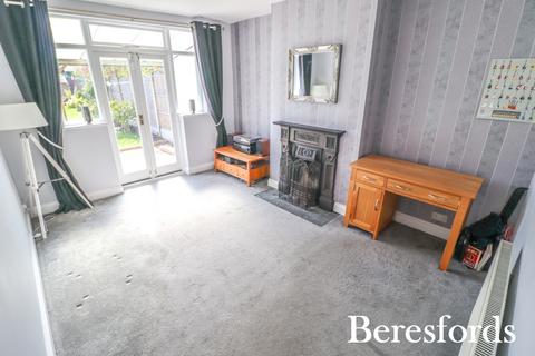 3 bedroom semi-detached house for sale, Laburnham Gardens, Upminster, RM14