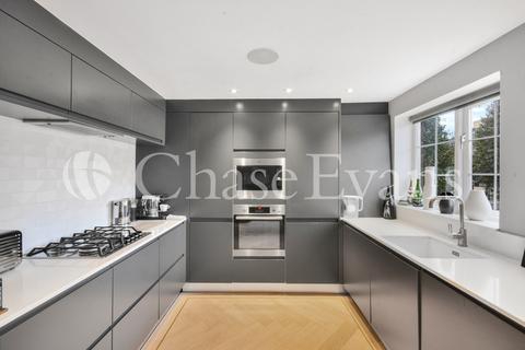 2 bedroom flat to rent, Dockers Tanner Road, Isle Of Dogs, London, E14