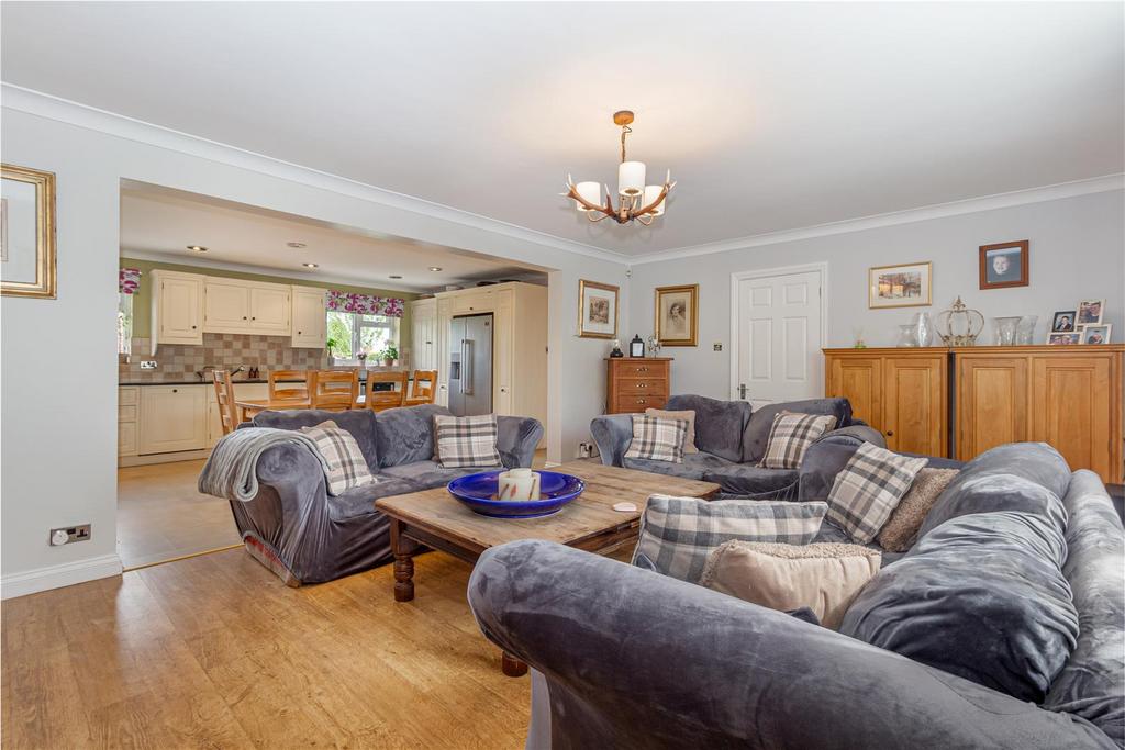 Sitting-room-4.jpg