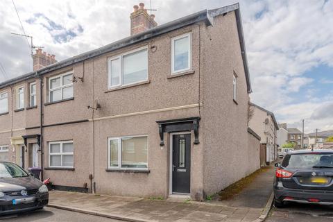 3 bedroom end of terrace house for sale, New Street, Cwmbran NP44