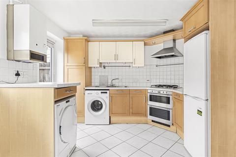 7 The Lynx, Cambridge, CB1 9GE