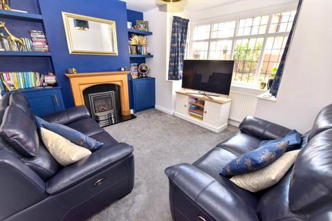 3 bedroom semi-detached house for sale, Kenilworth Road, Leeds