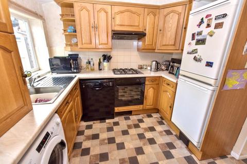 3 bedroom semi-detached house for sale, Kenilworth Road, Leeds