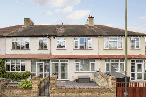 46b Adela Avenue, New Malden, KT3 6LD