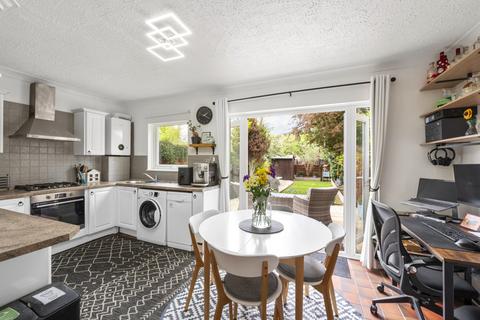 46b Adela Avenue, New Malden, KT3 6LD