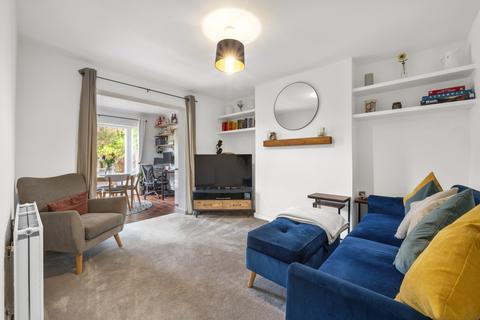 46b Adela Avenue, New Malden, KT3 6LD