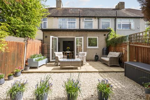 46b Adela Avenue, New Malden, KT3 6LD