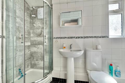 20 Russell Road, Folkestone, CT19 5RJ
