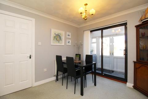 undefined, Trem Y Bont, Kinmel Bay LL18
