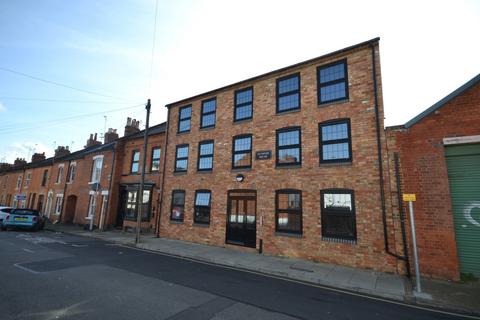 2 bedroom flat to rent, Dunster House, 68-80 Dunster Street NN1