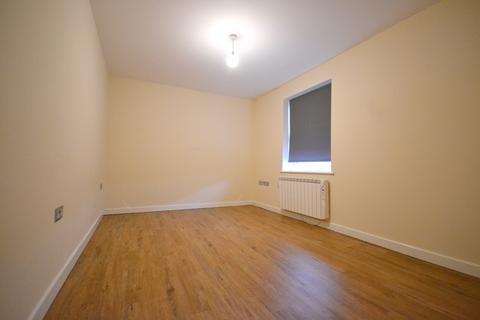 2 bedroom flat to rent, Dunster House, 68-80 Dunster Street NN1