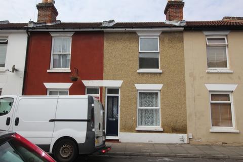 2 bedroom house to rent, Boulton Road, Hampshire PO5