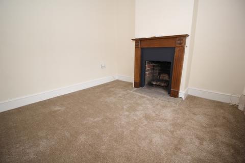 2 bedroom house to rent, Boulton Road, Hampshire PO5