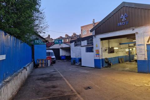 Garage to rent, 10 St. Loys Rd, Haringey, London, N17
